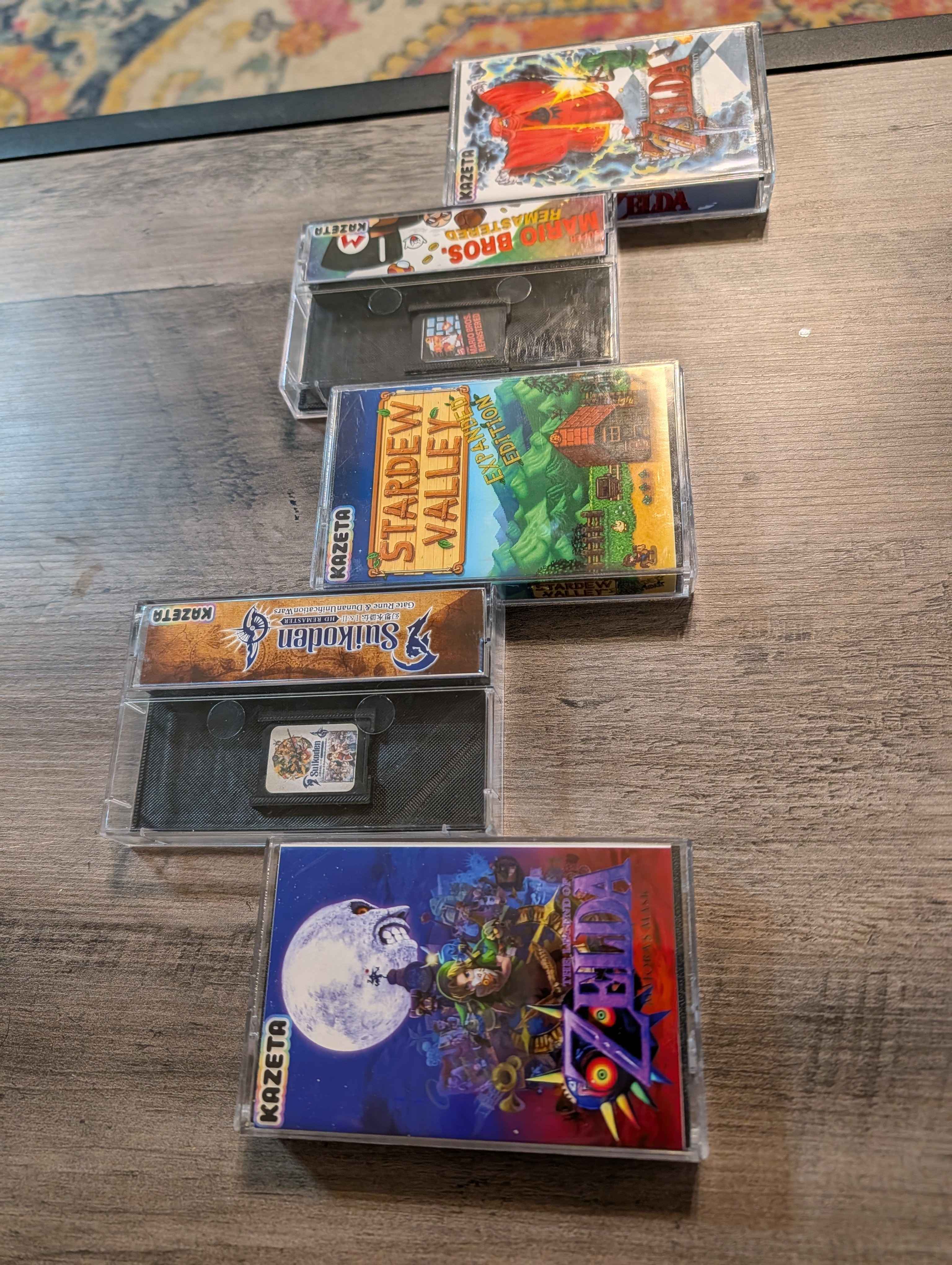 Assortment of jewel cases